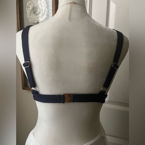 LUXE by Lisa Vogel Blue Velvet Bralette Gorgeous and Sexy Size M NWT Luxurious - Picture 3 of 8